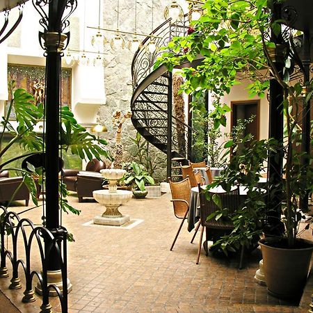 Boutique Hotel Villa Mtiebi Tbilissi Extérieur photo