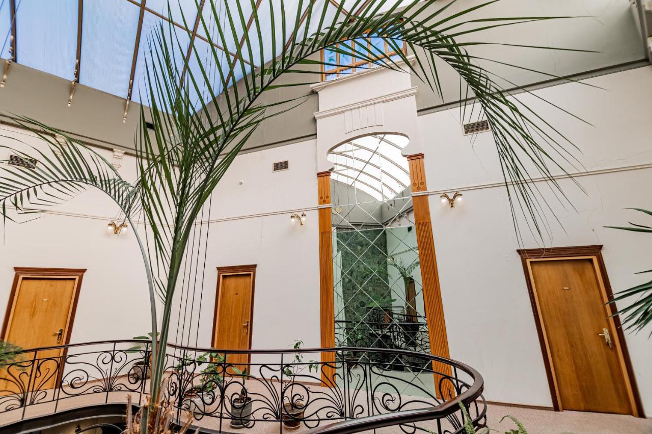 Boutique Hotel Villa Mtiebi Tbilissi Extérieur photo