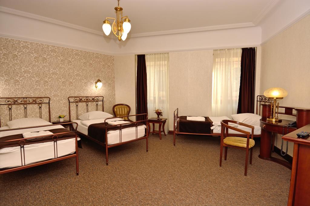 Boutique Hotel Villa Mtiebi Tbilissi Extérieur photo