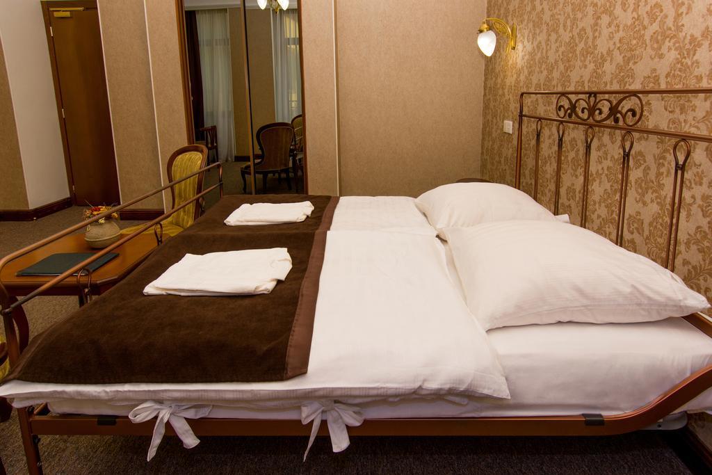Boutique Hotel Villa Mtiebi Tbilissi Extérieur photo