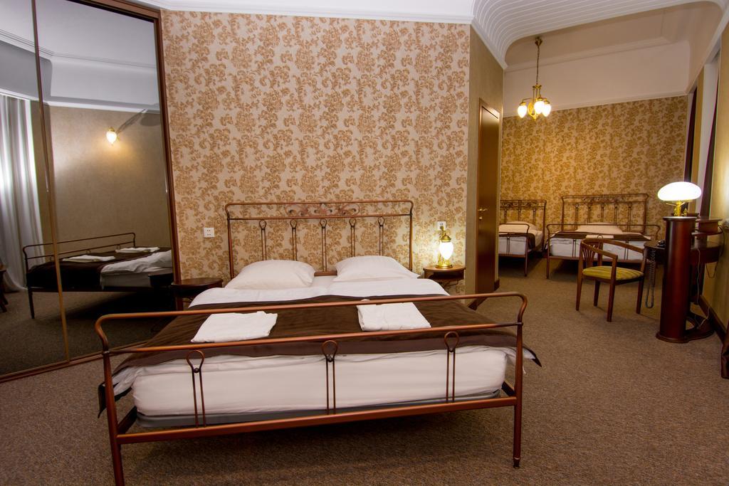 Boutique Hotel Villa Mtiebi Tbilissi Extérieur photo